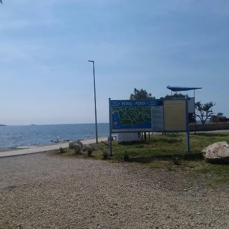 Apartment Peroj 100 C Peroj