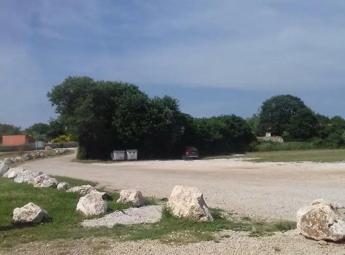 100 C 아파트 페로이